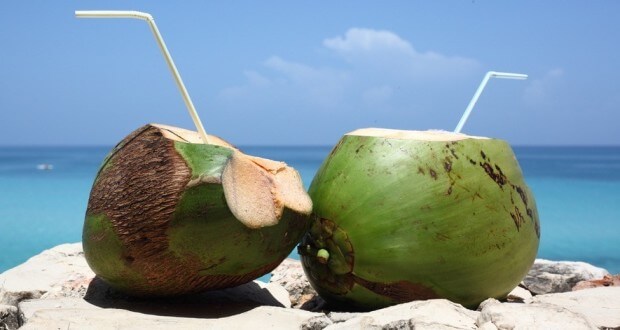 Benefícios da água de coco